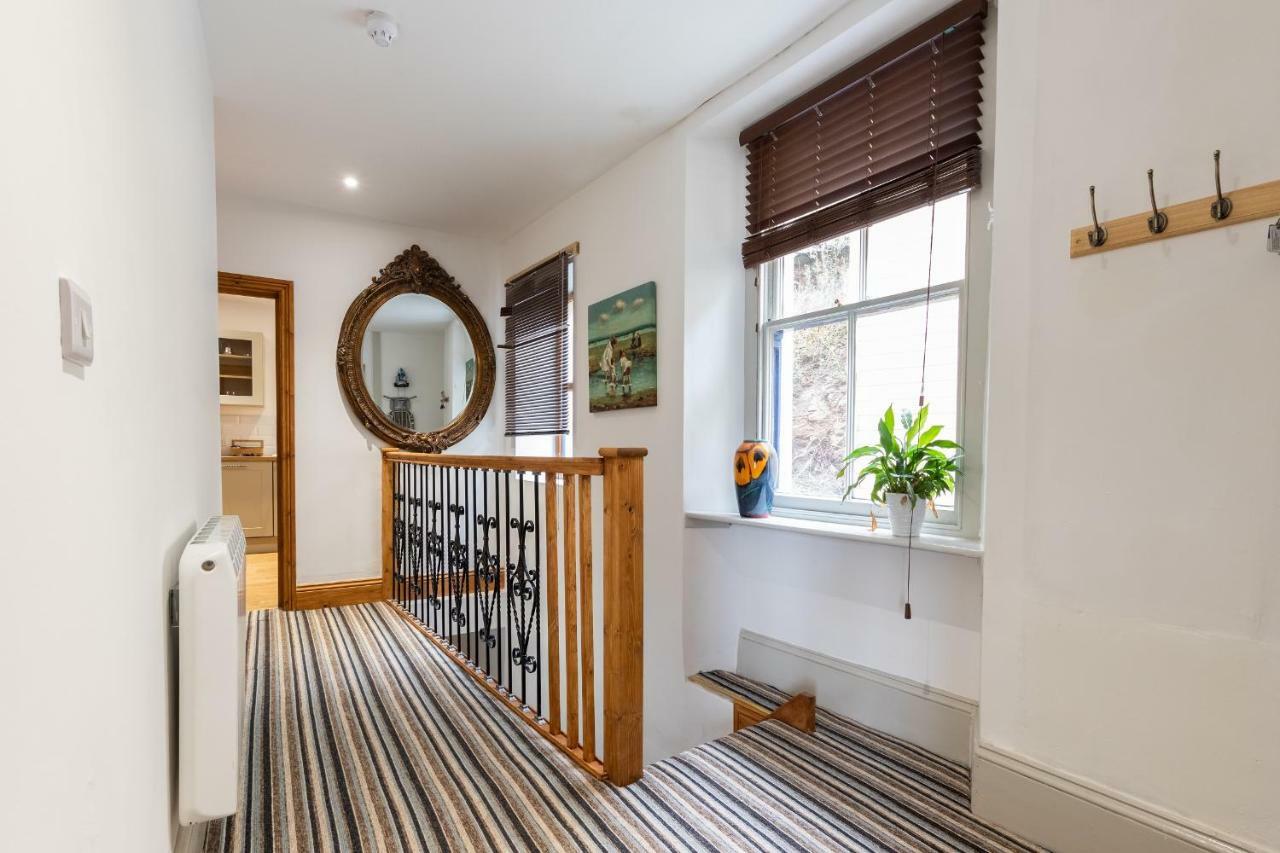 Lynton Cottage Seaview Apartments Линтън Екстериор снимка