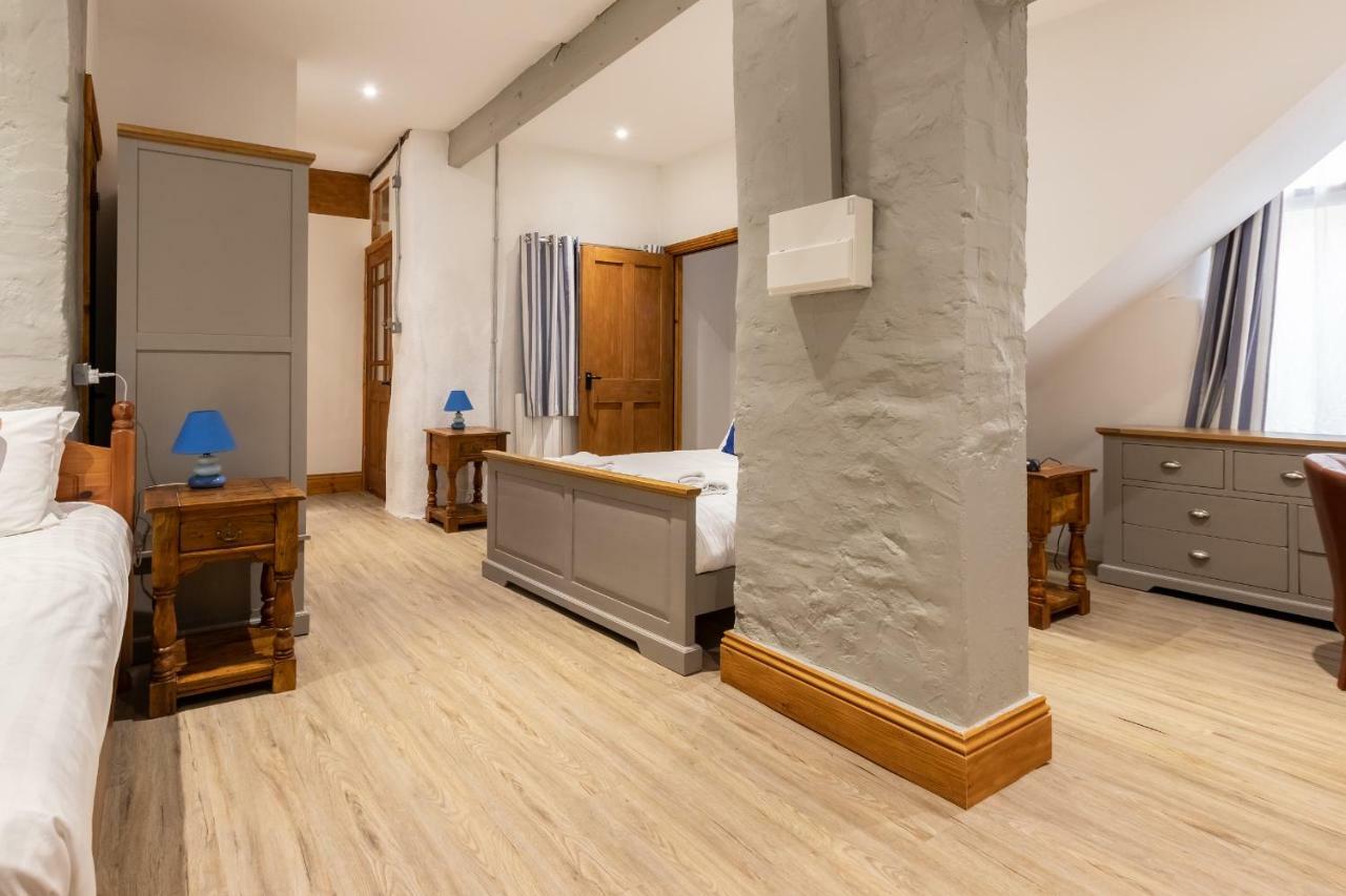 Lynton Cottage Seaview Apartments Линтън Екстериор снимка